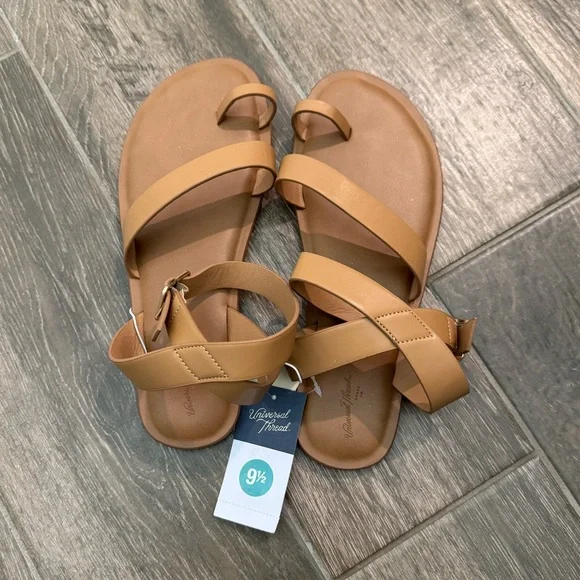 Sol Toe Loop Ankle Strap Sandals - Picture 2 of 4